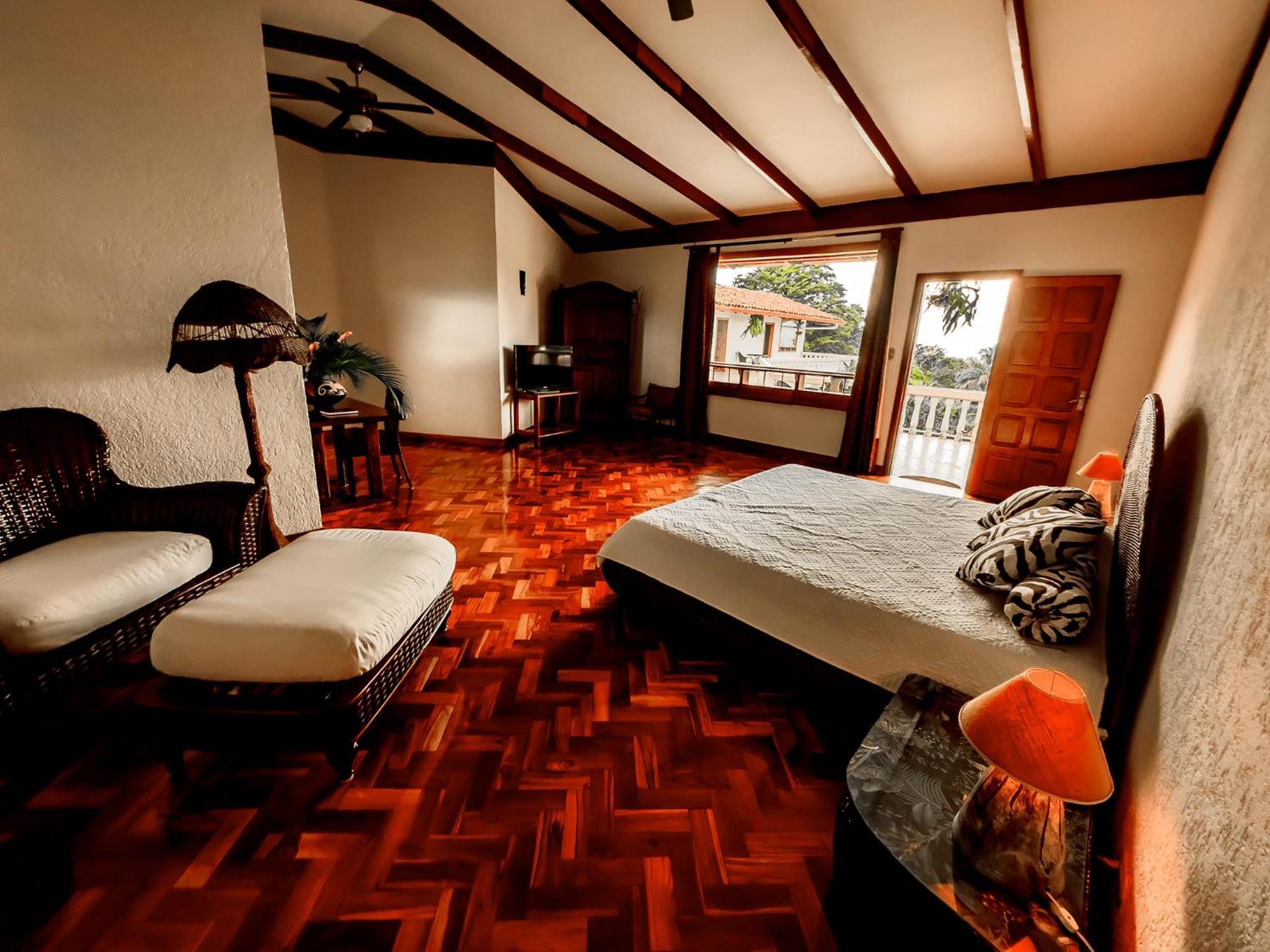 Canal Grande Lodge Piedades Esterno foto